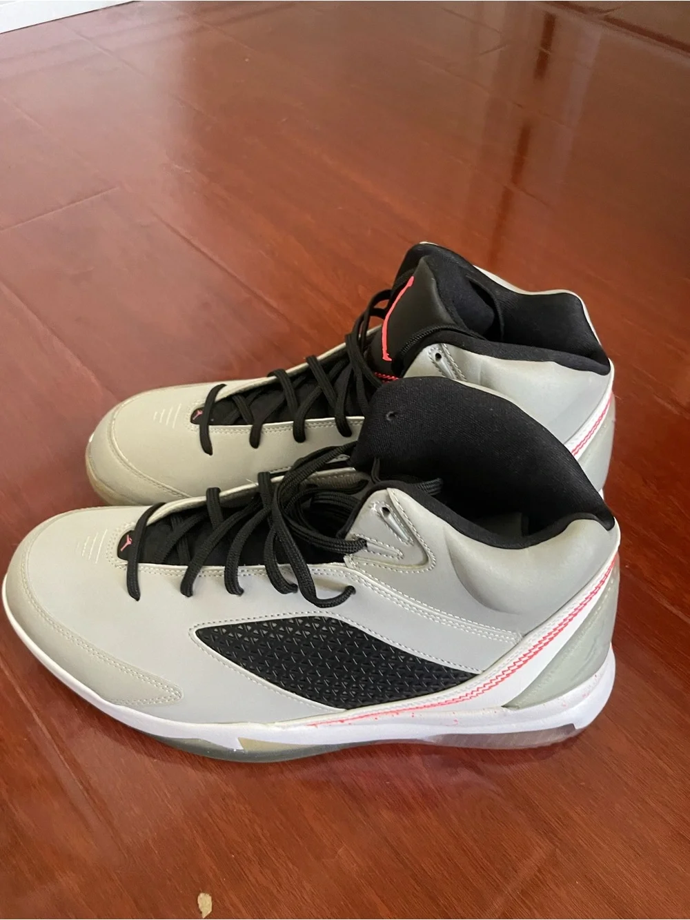 Jordan Flight Remix Mid - Gray/Black/Red Accent